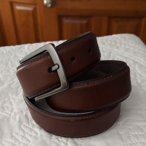 - Clark's Men's Classic Brown Leather Belt Silver Brass Buckle, Size 34 Like New